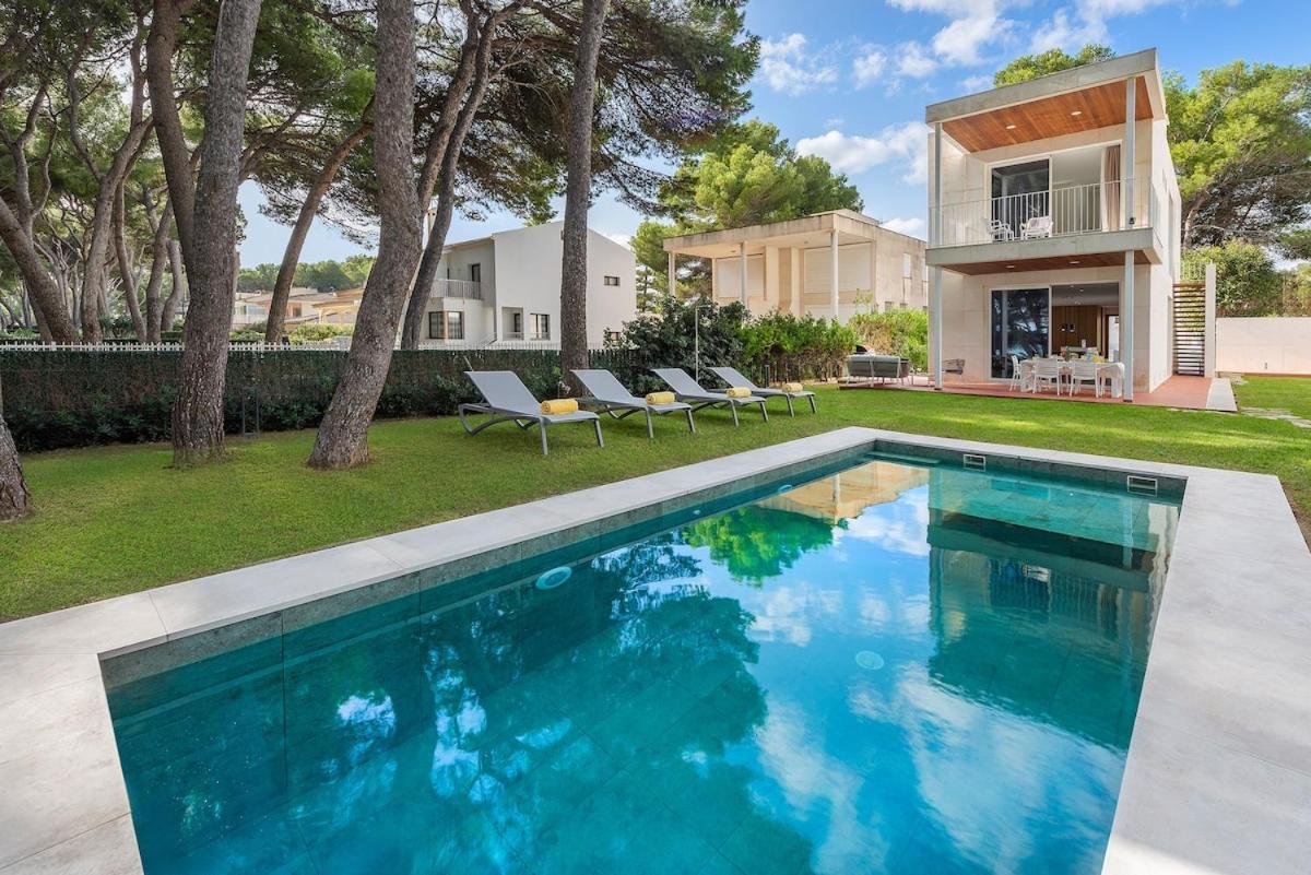 Holiday home Villamar - Stunning Beachfront With Private Pool