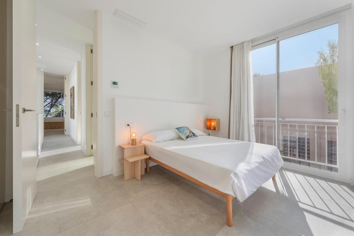 Ferienhaus Villamar - Stunning Beachfront With Private Pool *